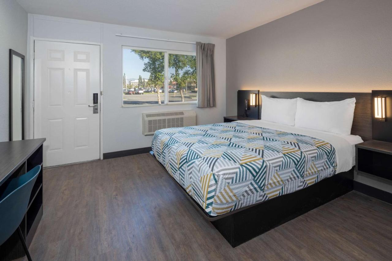 Motel 6-Fontana, Ca Zewnętrze zdjęcie