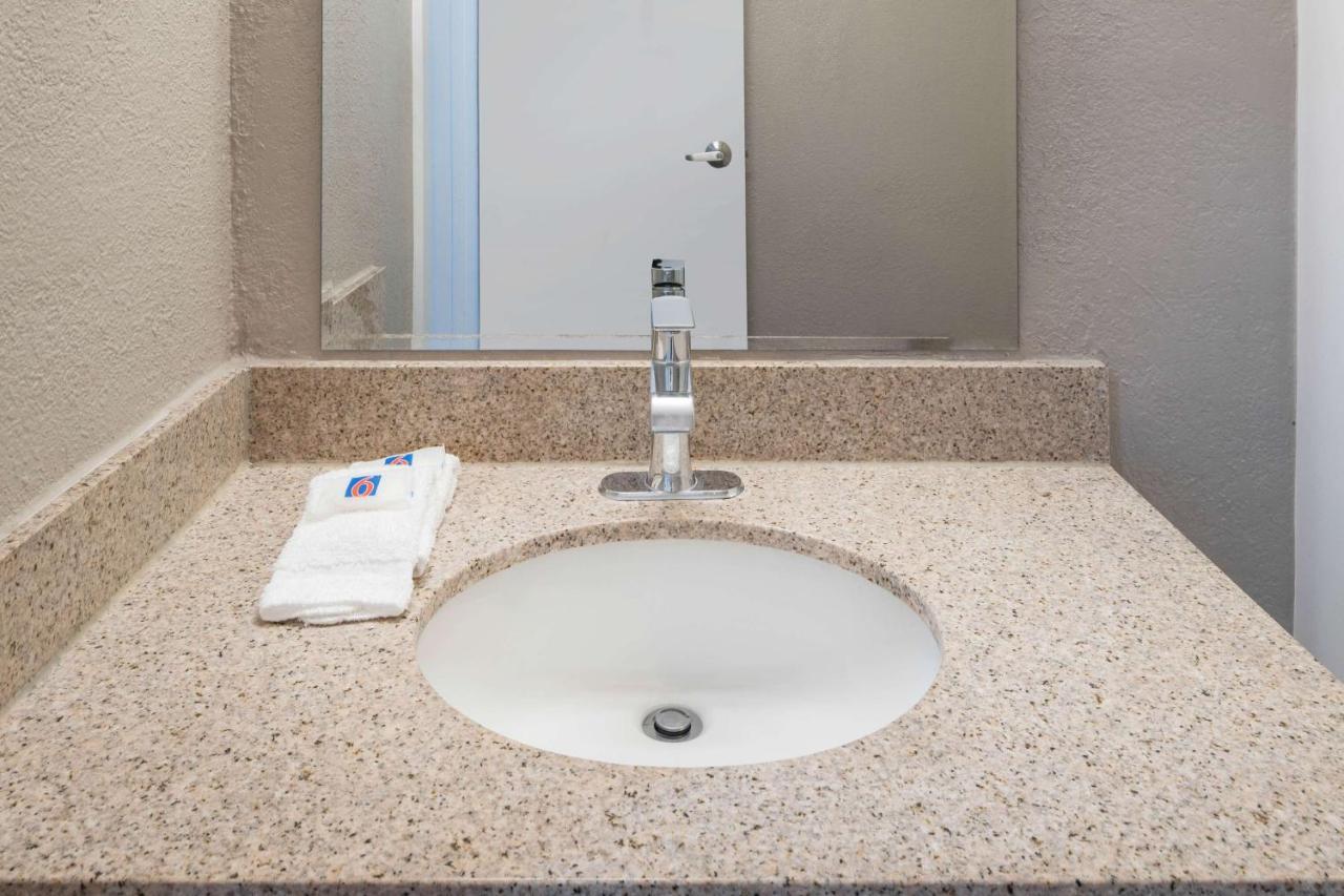 Motel 6-Fontana, Ca Zewnętrze zdjęcie
