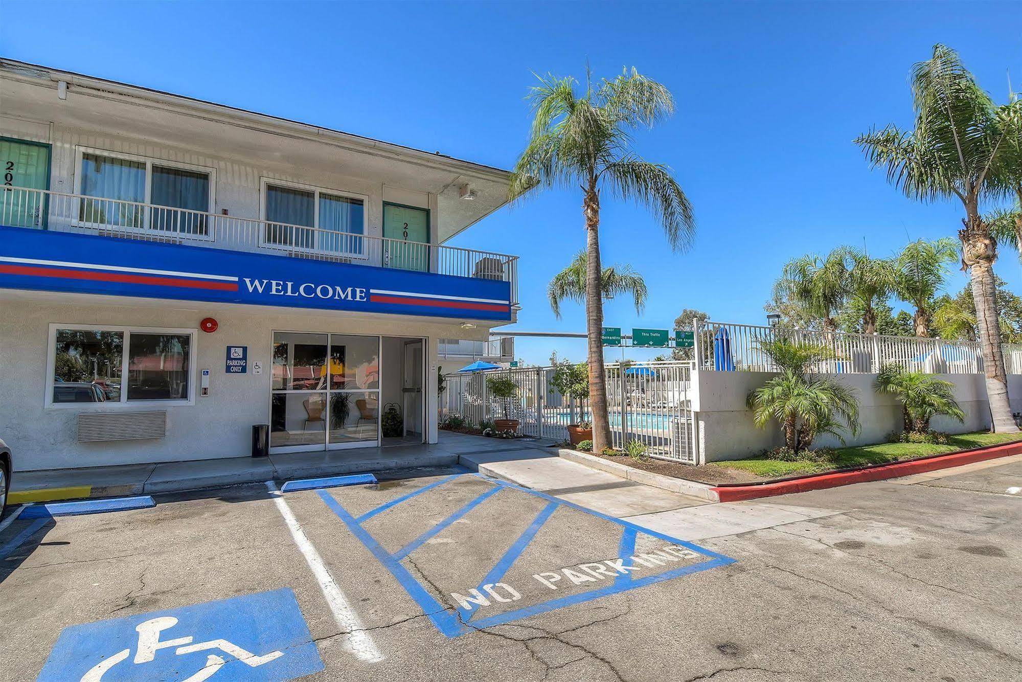 Motel 6-Fontana, Ca Zewnętrze zdjęcie
